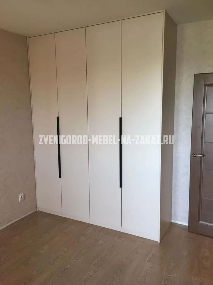 Офисная мебель на заказ в Звенигороде