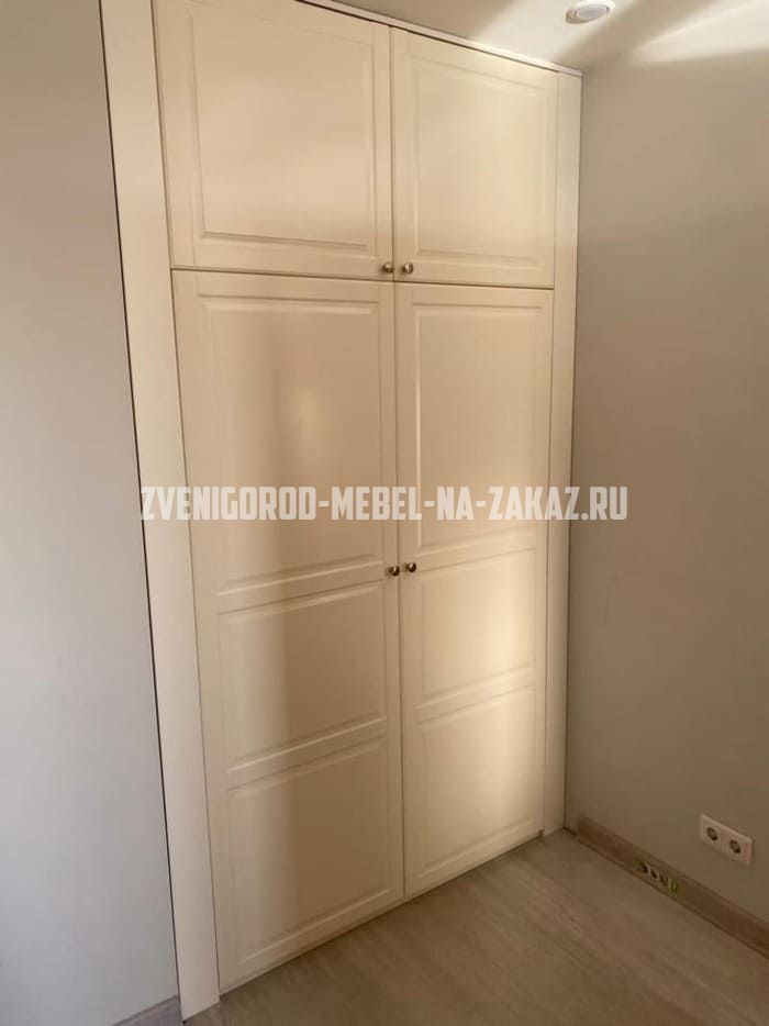 Офисная мебель на заказ в Звенигороде